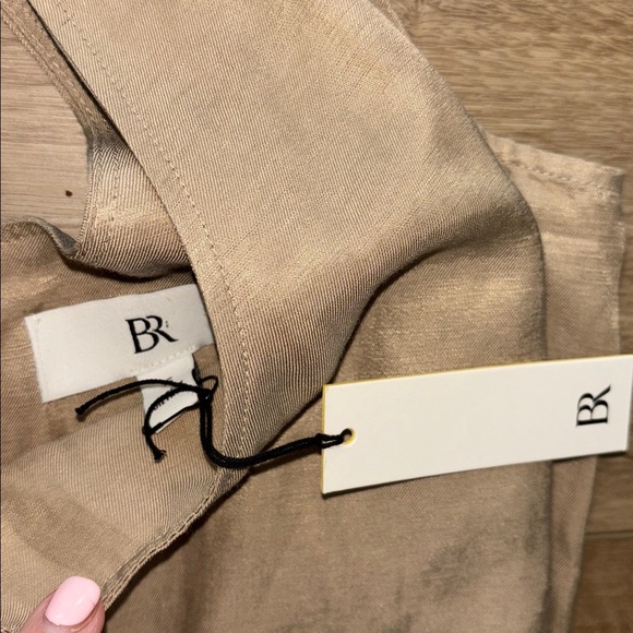 Banana Republic Linen Belted Wide-Leg Jumpsuit in a light beige or taupe color S - Picture 6 of 8